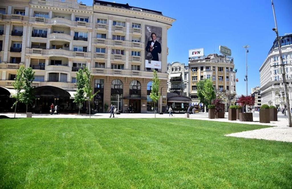Hotel Room City Square With Great View No Parking Skopje Exterior foto